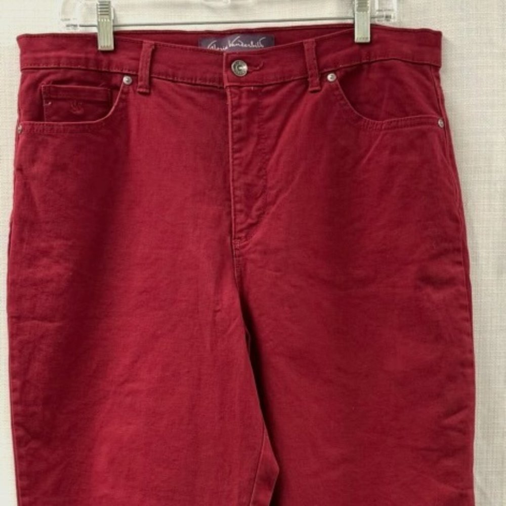 Gloria Vanderbilt Women's Jean Capri Classic Rise NWT- Size 14